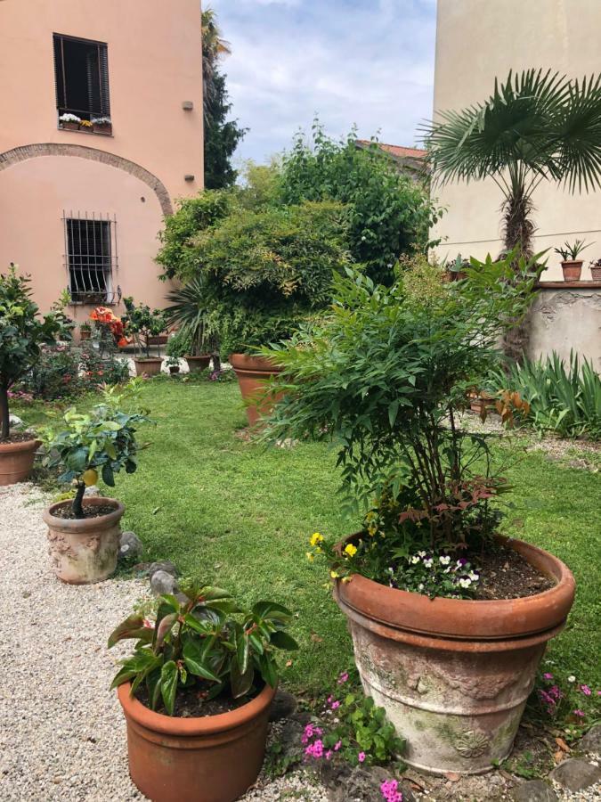 Il Giardino Lägenhet Lucca Exteriör bild